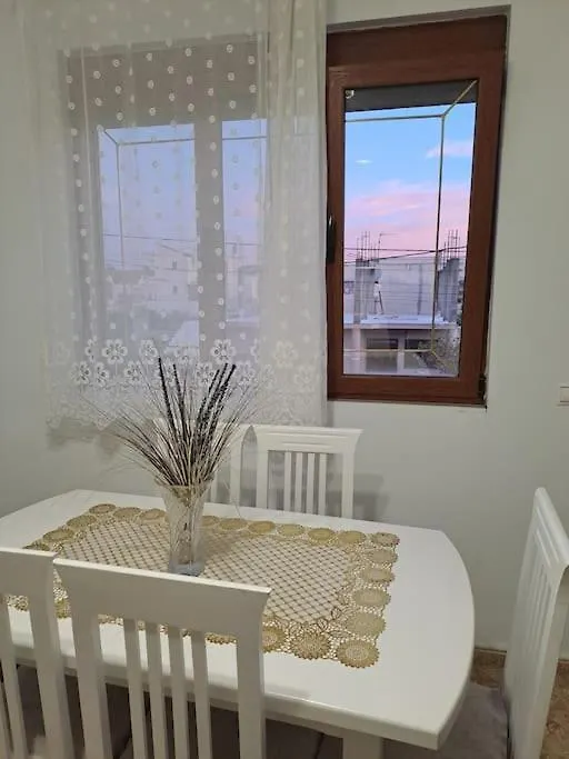Olmar'S Guest House دراس شقة