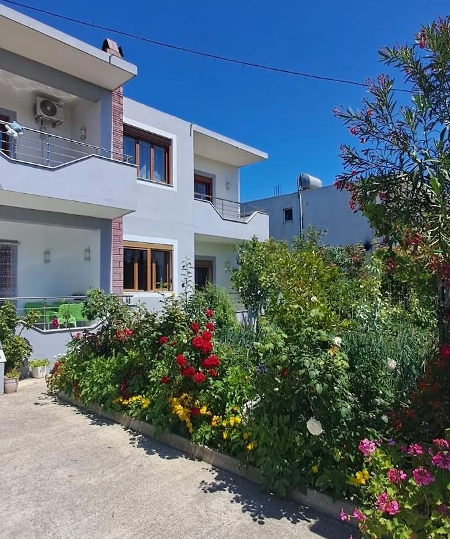Olmar'S Guest House دراس